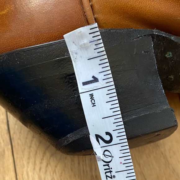 Tony Lama Tan Leather Heeled Boots - Picture 12 of 16